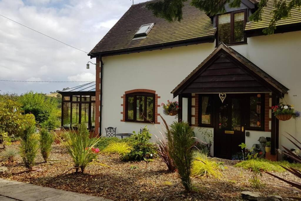 שרוסברי Rowan Cottages With Panoramic Views Of The Stiperstones And Walks On The Doorstep מראה חיצוני תמונה