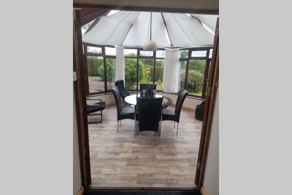 שרוסברי Rowan Cottages With Panoramic Views Of The Stiperstones And Walks On The Doorstep מראה חיצוני תמונה